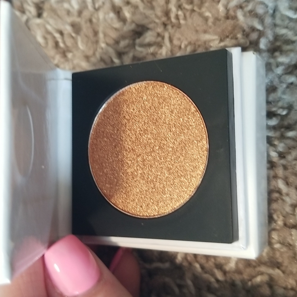 Makeup bundle - Picture 2 of 8